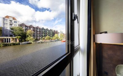 Monet Garden Hotel Amsterdam canal view
